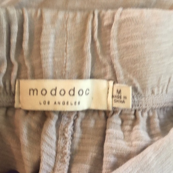 Mododoc light weight grey jogger with a lot of detail - Picture 6 of 6
